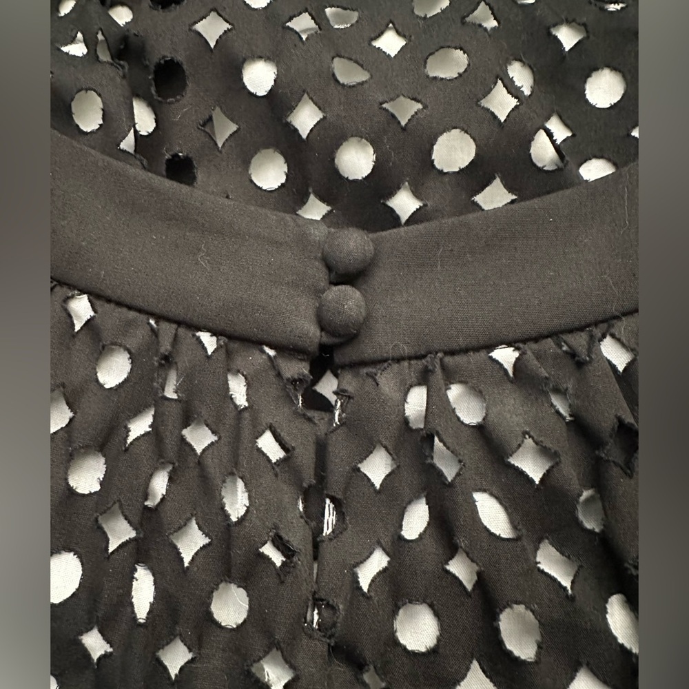 Chic Maggy London Dress - Picture 6 of 7